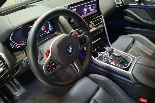 BMW Seria 8 M8 Competition