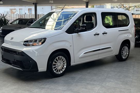 Toyota Proace City Verso Long Business