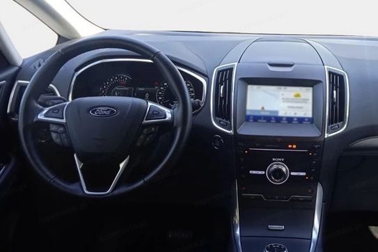 Ford S-MAX 2.5 Hybrid Titanium Cvt