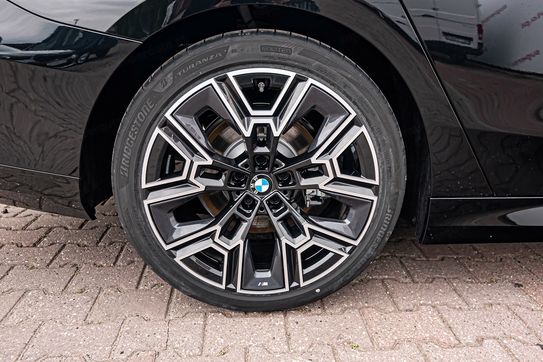 BMW Seria 5 Touring 520d xDrive M Sport