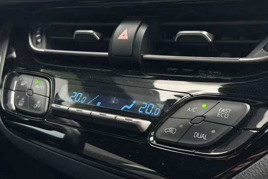 Toyota C-HR 1.8 Hybrid Premium