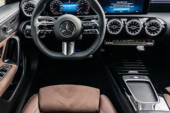 Mercedes CLA 250 4-Matic AMG Line