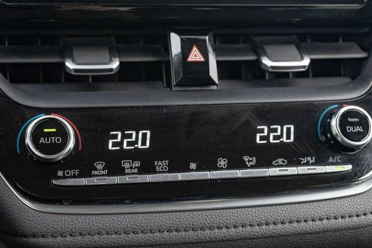 Toyota Corolla 1.8 Hybrid