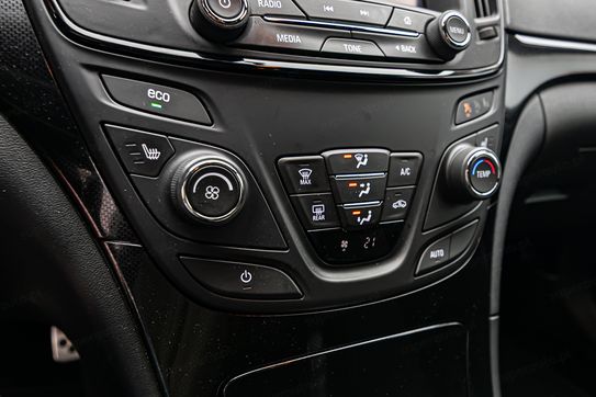 Opel Insignia 2.0 CDTI OPC line