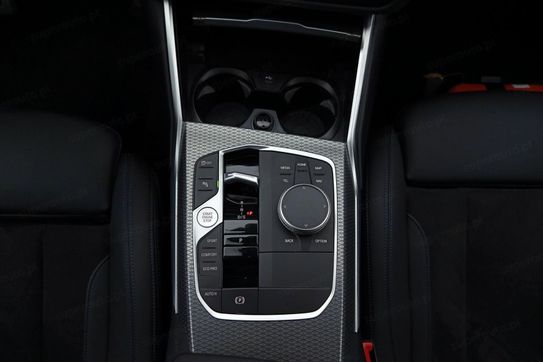 BMW Seria 3 320d xDrive mHEV aut