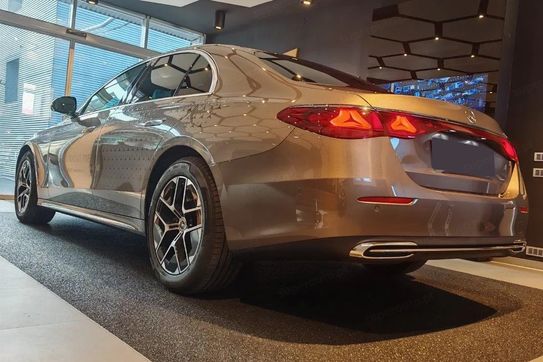 Mercedes Klasa E 220 d 4-Matic Avantgarde