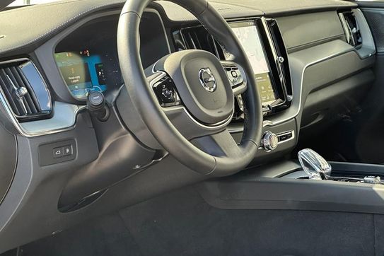 Volvo XC60 T8 AWD Ultimate Black Edition