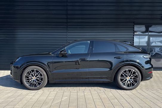 Porsche Cayenne Coupe Black Edition