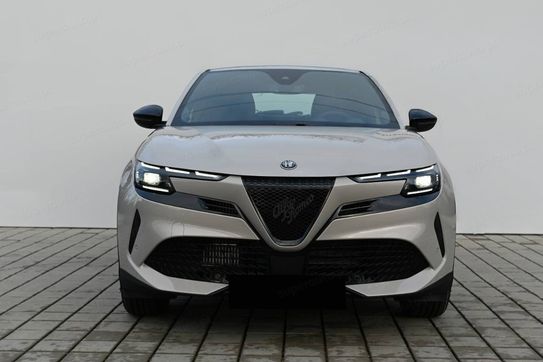 Alfa Romeo Junior Ibrida Ti