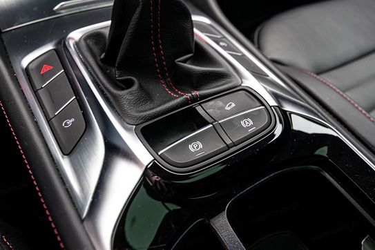 MG HS 1.5 T-GDI Exclusive