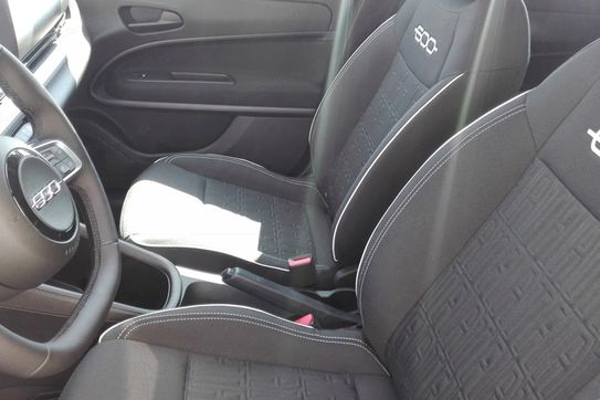 Fiat 600 Hybrid 1.2 Turbo eDCT