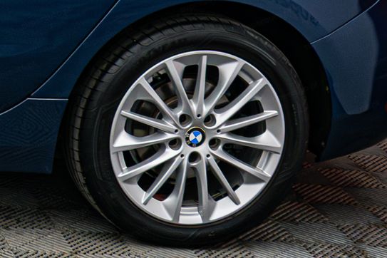 BMW Seria 1 118i Advantage aut