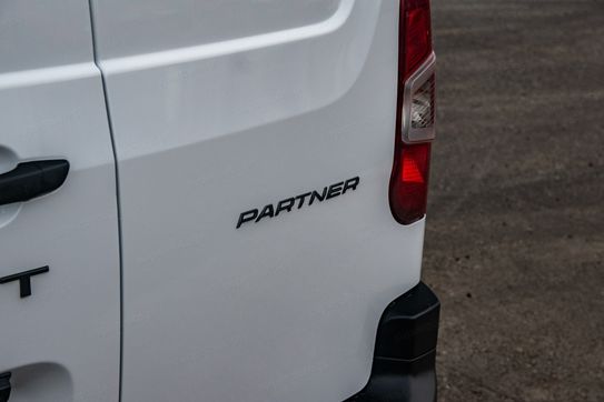Peugeot Partner Van XL L2 EAT8
