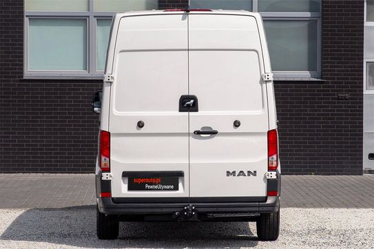 MAN TGE 3.180 Długi L4H2 AT