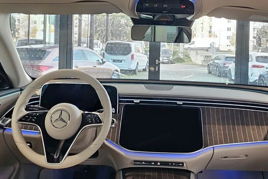 Mercedes Klasa E 200 4-Matic Exclusive