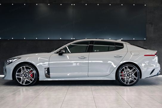 Kia Stinger 3.3 t-Gdi V6 Gt Awd