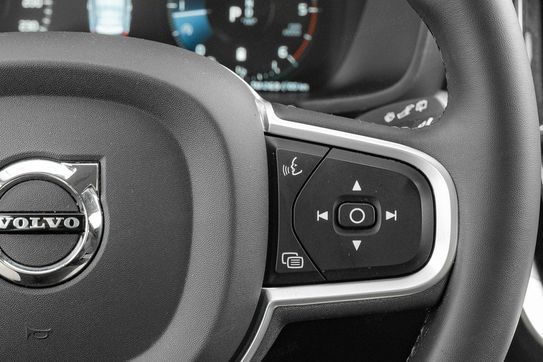 Volvo V60 B4 B Momentum Pro