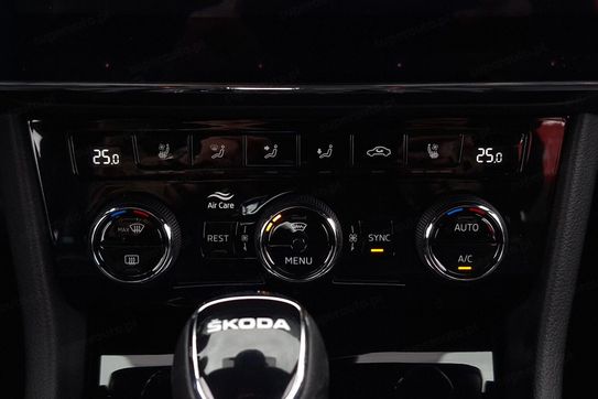Skoda Superb 2.0 TDI L&K DSG