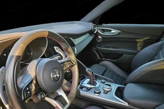 Alfa Romeo Giulia 2.0 Turbo Competizione Q4 aut