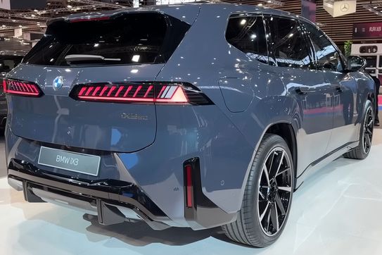 BMW iX3 50 xDrive
