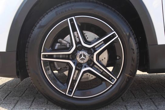 Mercedes GLB 200 AMG Line