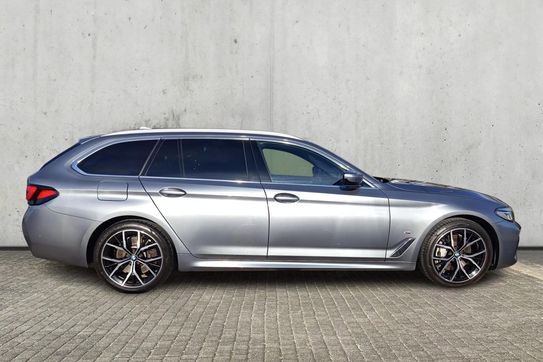 BMW Seria 5 530d xDrive mHEV aut