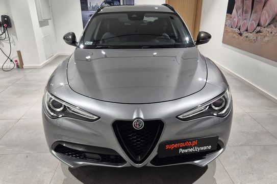 Alfa Romeo Stelvio Turbo B-Tech Edition Q4