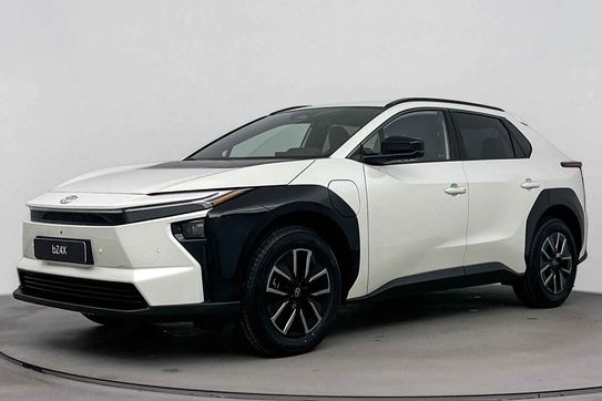 Toyota bZ4X Style EV