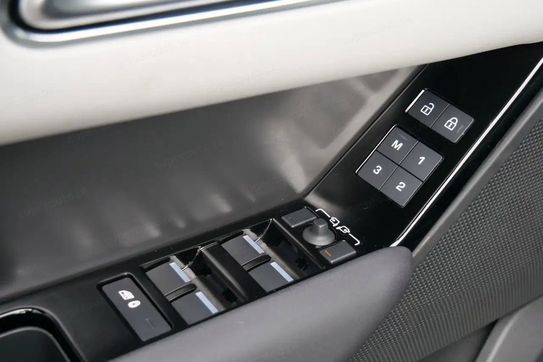 Land Rover Range Rover Velar 2.0 D200 Dynamic SE