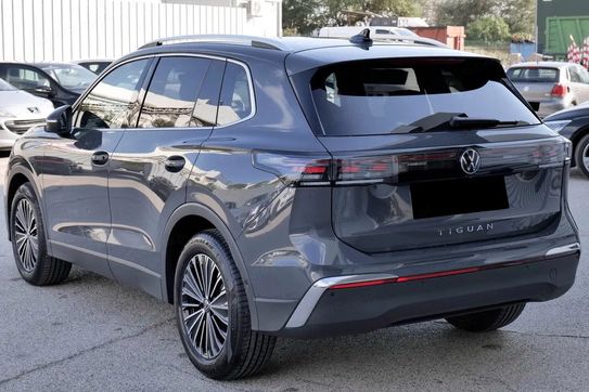 Volkswagen Tiguan Elegance 2.0 TSI DSG 4Mot.