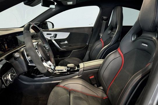 Mercedes CLA AMG 45 S 4MATIC+