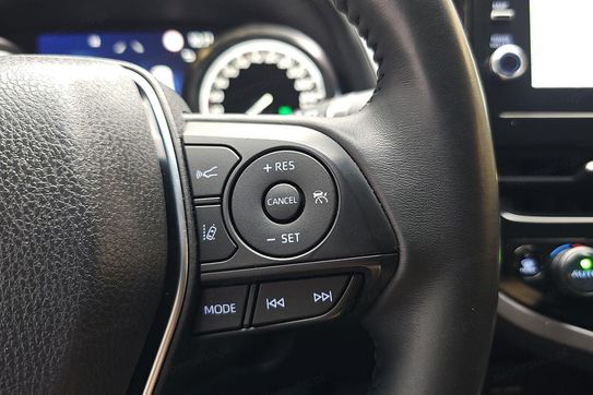 Toyota Camry Hybrid Prestige CVT