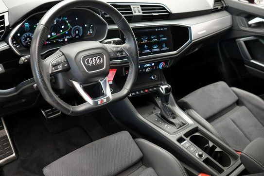 Audi Q3 Sportback 45 TFSI quattro S Line