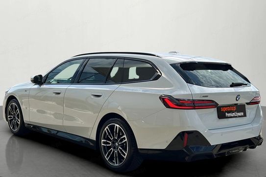 BMW Seria 5 Touring 520d xDrive M Sport