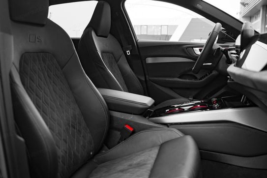 Audi A5 e-Hybrid quattro