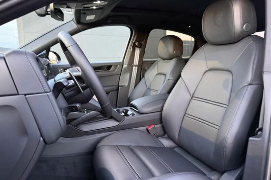 Porsche Cayenne Coupe S E-Hybrid Black Edition