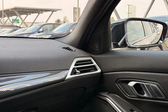 BMW Seria 3 320d xDrive M Sport