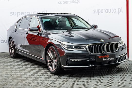 BMW Seria 7 750Li xDrive