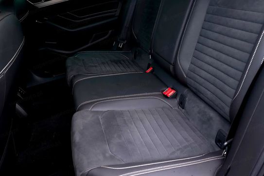 Volkswagen Passat 2.0 TSI 4Mot. Elegance DSG