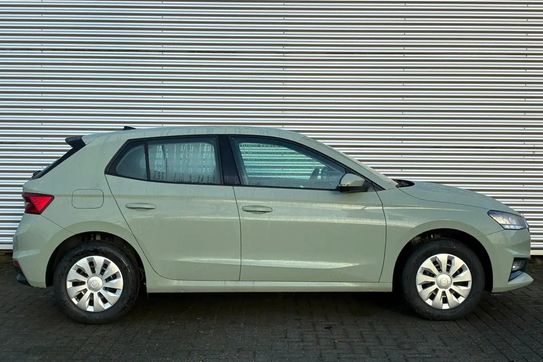 Skoda Fabia Essence 1.0 MPI