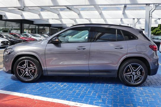 Mercedes GLA 220 4-Matic AMG Line