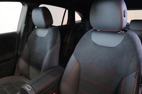 Mercedes GLA 200  AMG Line