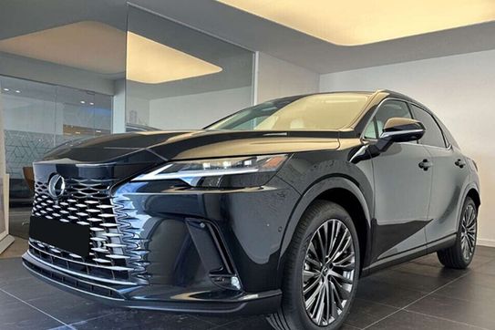 Lexus RX 450h+ Omotenashi 2.5 Hybrid Plug-in