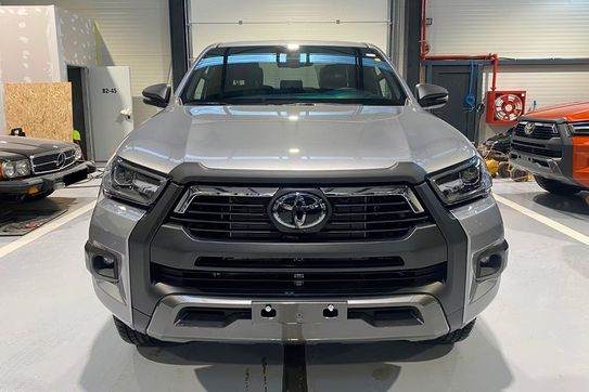 Toyota HiLux Double Cab Invincible
