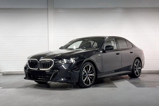 BMW Seria 5 530e xDrive M Sport