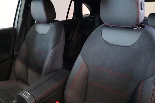 Mercedes GLA 220  4-Matic AMG Line