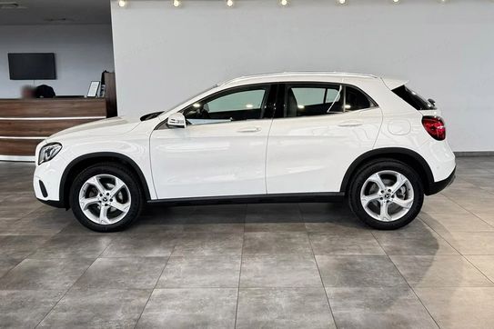 Mercedes GLA 200