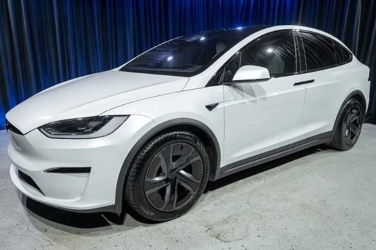 Tesla Model X AWD