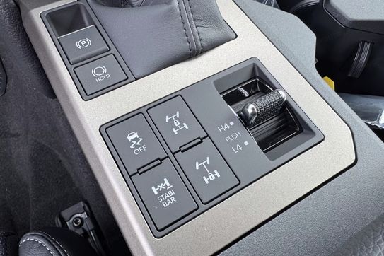 Toyota Land Cruiser Executive 2.8 Diesel