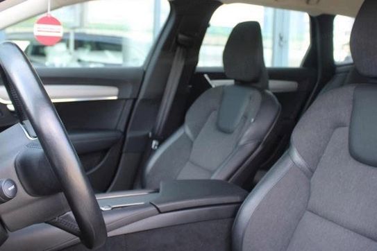 Volvo V90 B4 D Momentum Pro